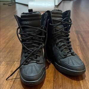 Nike All-Black High-Top Lace-Up Boots